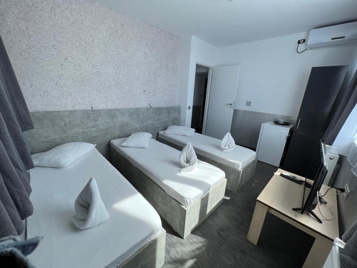 Hotel Ama World คอนสตันซา ภายนอก รูปภาพ
