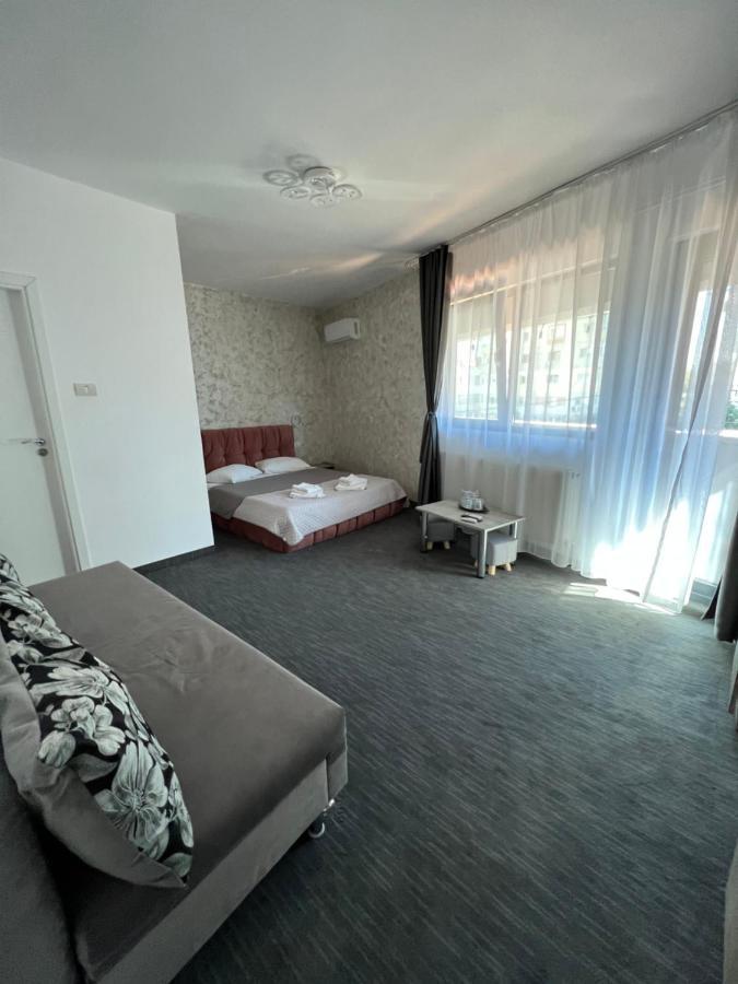 Hotel Ama World คอนสตันซา ภายนอก รูปภาพ